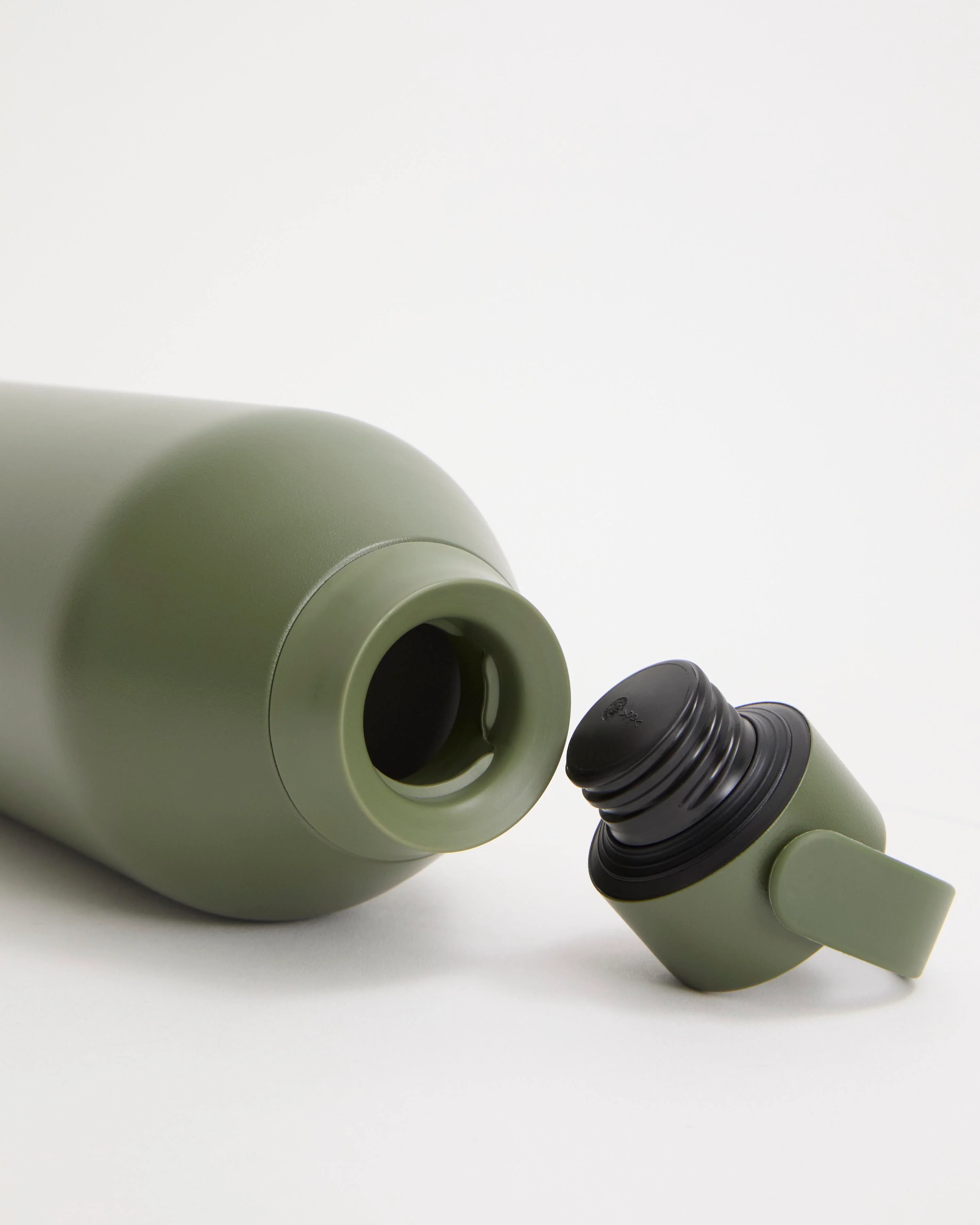 Cargo Green Water Bottle - Image 15